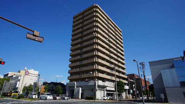 ローレル コート オファー 霞 町 中央 公園